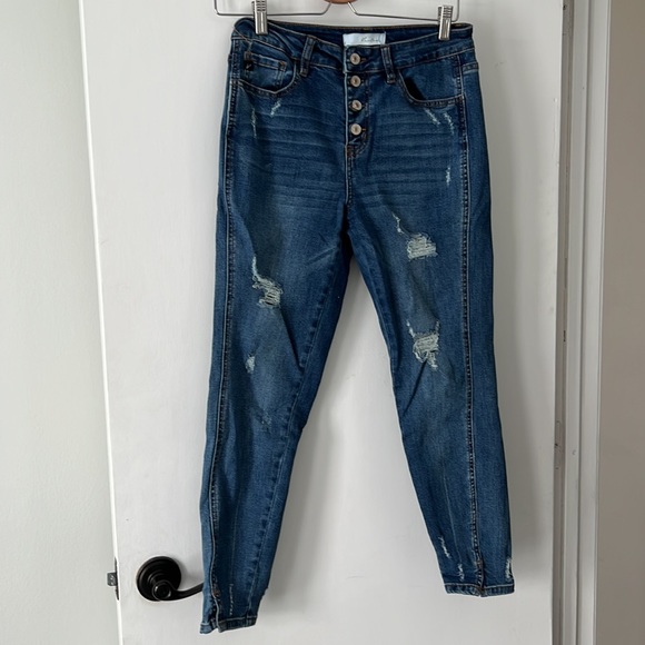 VICI- Ultimate High Rise Split Ankle Distressed Skinny - Picture 5 of 8